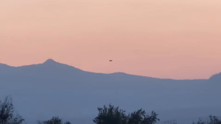 OVNI sobrevolando Popocatépetl video desde Huejotzingo
