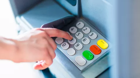 ¿Abren los bancos el lunes 3 de febrero de 2025? Qué dice la ley