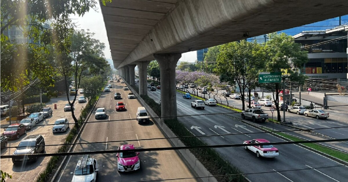 Hoy No circula este domingo 25 de febrero de 2025 ¿Qué autos no