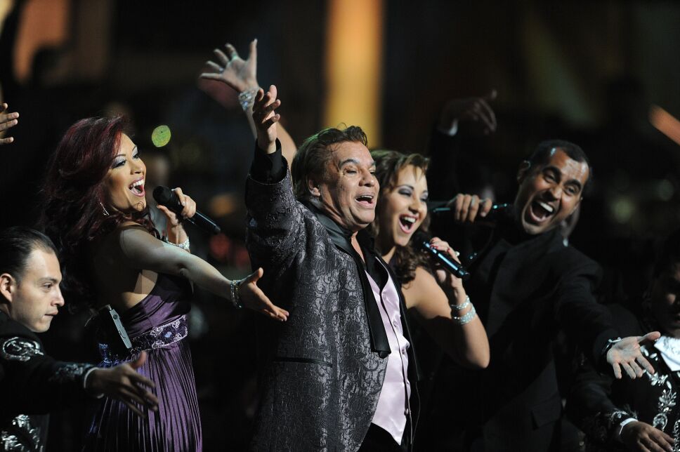 juan-gabriel-en-concierto