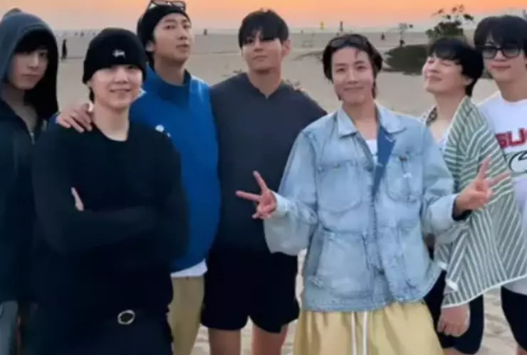 PORTADA bts gira mundial 2026.jpg