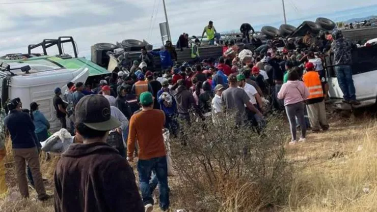 Se registra rapiña de cervezas tras accidente en la carretera Zacatecas-Durango