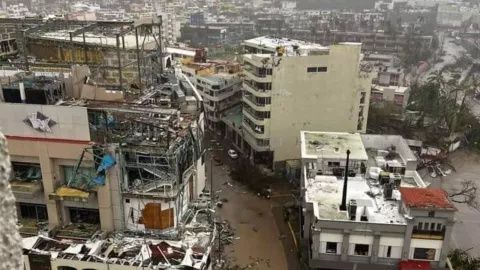 huracán-Otis-Acapulco-Guerrero-turistas