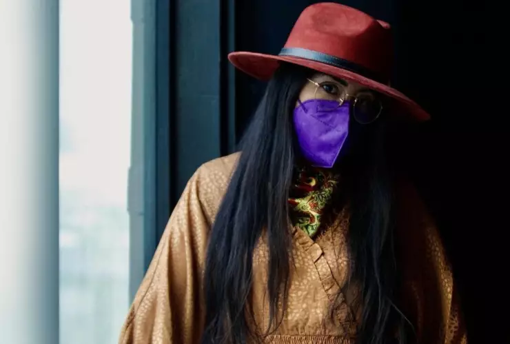 Platicamos con Malena Ríos, saxofonista agredida con ácido que tocó en el Vive Latino.