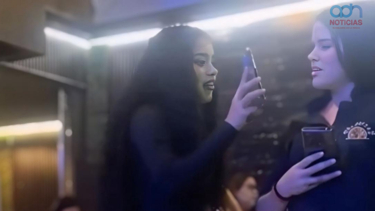 Video de la mujer ataca mesera