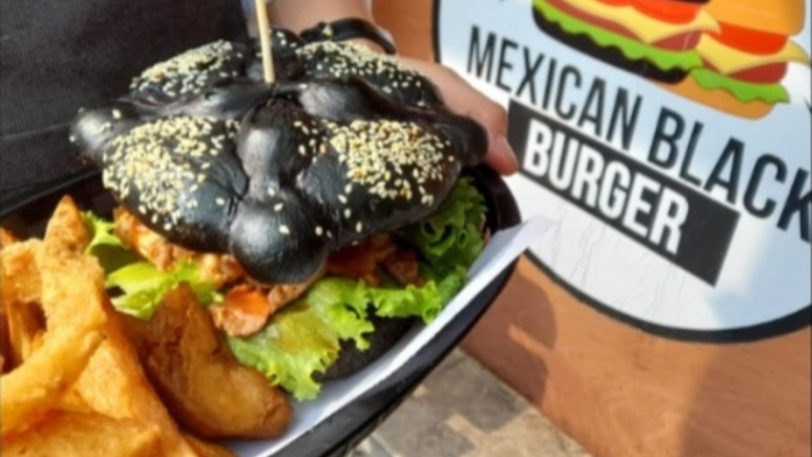 hamburguesa burguermuerta pan de muerto.jpg