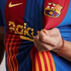 Camiseta del Barcelona para el clásico español