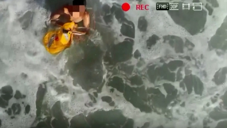 España: ¡Dron al rescate! Lanza chaleco y salva a niño de ahogarse