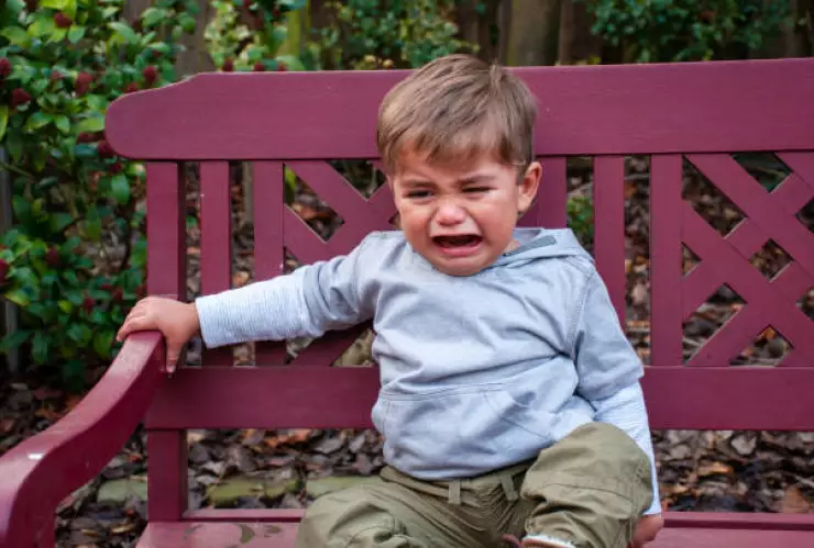 Las 7 frases que nunca deberías decirle a tu hijo si no quieres dañarle la autoestima, según expertos