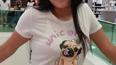 Quinceañera dona la comida de su fiesta a damnificados de Karl