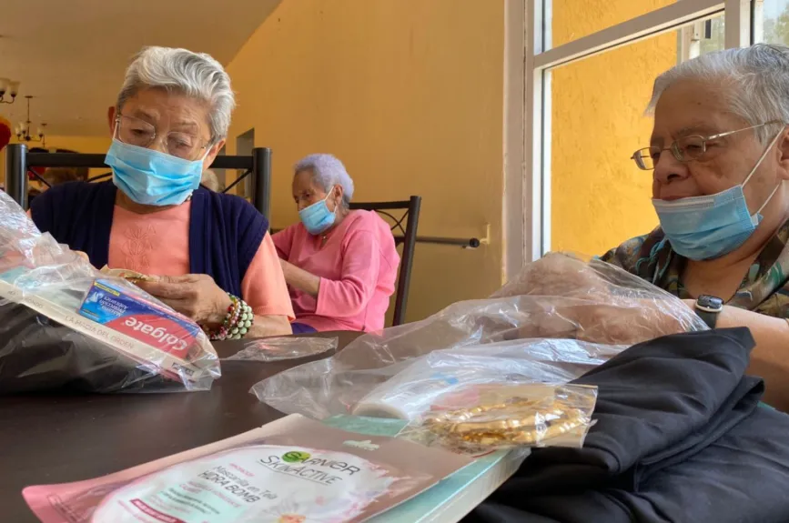 Con regalos, pastel, música en vivo y la mejor actitud, celebramos a varias mamás de México con motivo del 10 de mayo. Esta es la magia de la campaña “Amor a Mamá"
