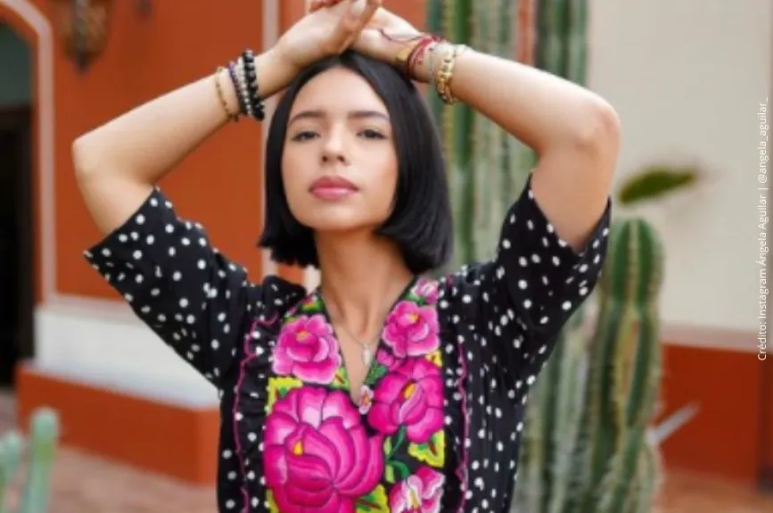 Ángela Aguilar.