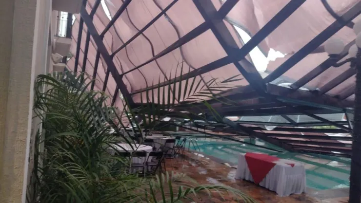 estructura colapsa en hotel de tlaxcala