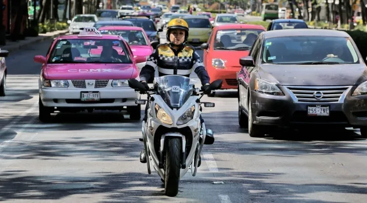 Nueva estafa en CDMX: alertan de mensajes de falsas multas de tránsito.