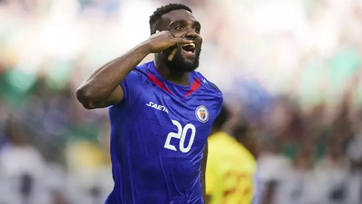 Frantzdy Pierrot jugado de Haití más valioso rival Selección Mexicana