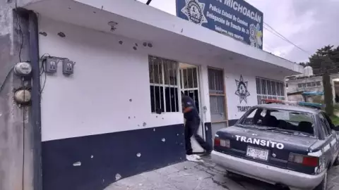 Ataque a polic&iacute;as en Michoac&aacute;n