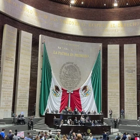 México cierra la puerta a la doble nacionalidad para quienes busquen la Presidencia y gubernaturas.jpg