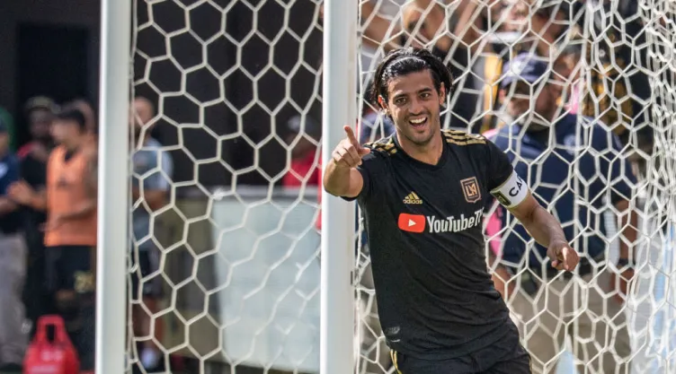6. Carlos Vela. 37 goles. 1844 puntos.