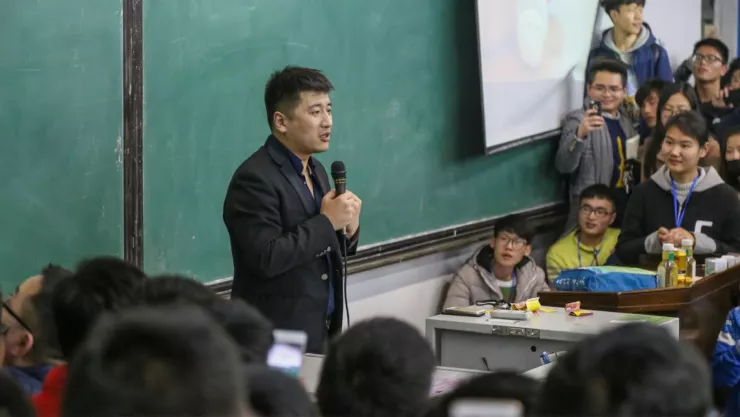 muere influencer Zhang Xuefeng