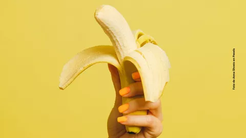 &iquest;Por qu&eacute; es bueno tomar licuado de pl&aacute;tano en las noches?