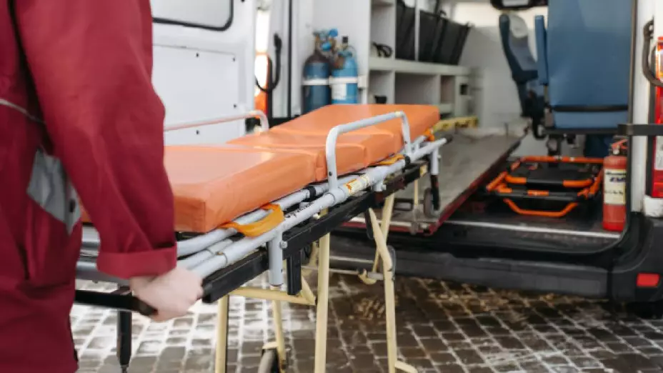 Accidente vehicular deja dos personas lesionadas en Guadalupe Victoria, Durango.jpg