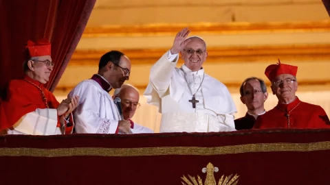 Muerte Papa Francisco_ Así fue la elección y el Habemus Papam de Jorge Mario Bergoglio.jpg