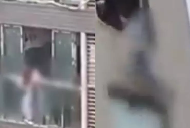 Mujer arroja a su hijo del balcón