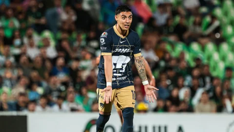 Leonardo Suárez, m&aacute;s all&aacute; de ser de los m&aacute;s caros de Pumas, tiene en la vista cambiar de camiseta