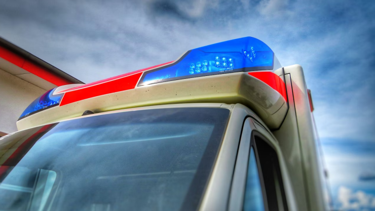 Alumna de primaria se quema durante experimento en el salón