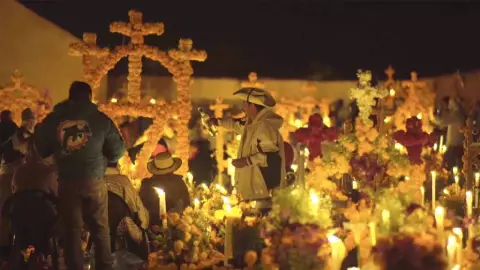 La SEP CONFIRMA que sí hay un mega puente escolar de 5 días por el Día de Muertos en estos estados