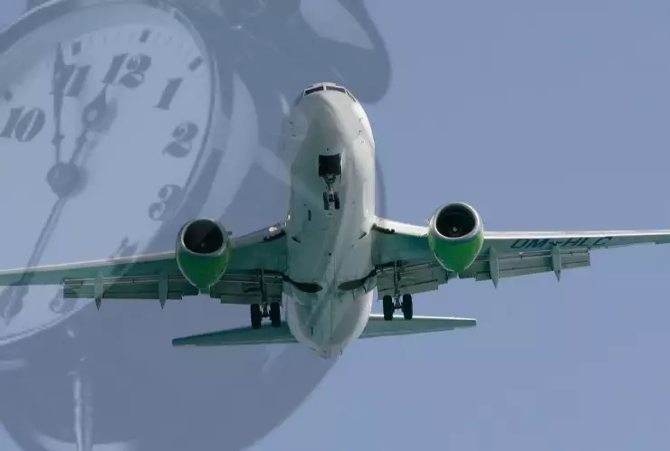 ¿Qué puedes hacer si tu vuelo se retraso?