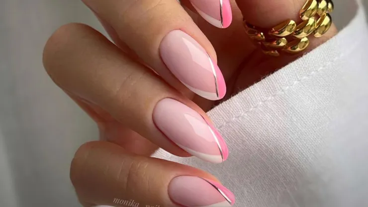 Uñas francesas originales para 10 de mayo.