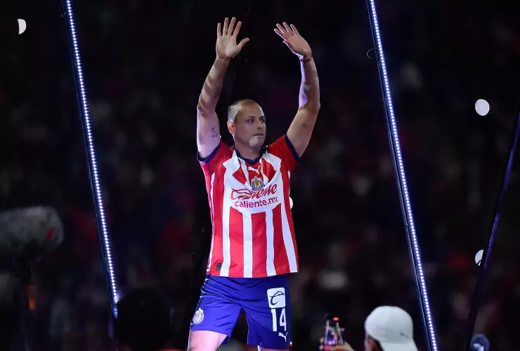 Jorge Vergara y Chivas evitaron que Chicharito se retirara a los 19 años