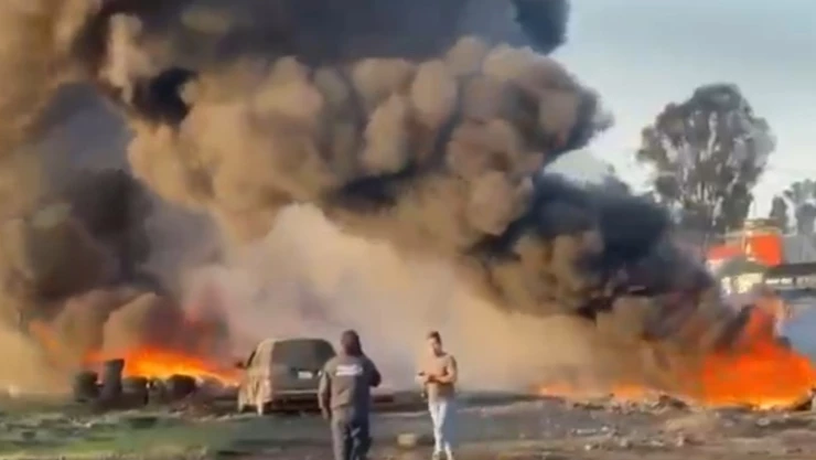 incendio-autopista-méxico-puebla-hoy-1-abril-2025-coronango-video
