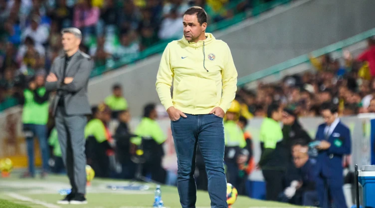 André Jardine, técnico del América