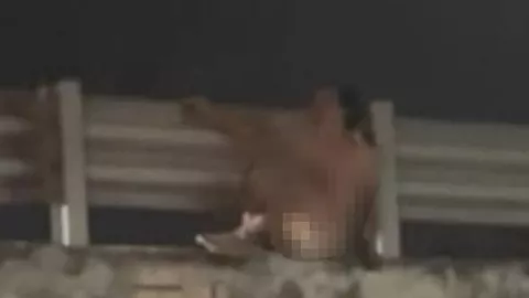 Reportan a sujeto merodeando sin ropa por el Puente de Umán; autoridades intervienen