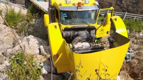 Accidente tráiler San Cristóbal