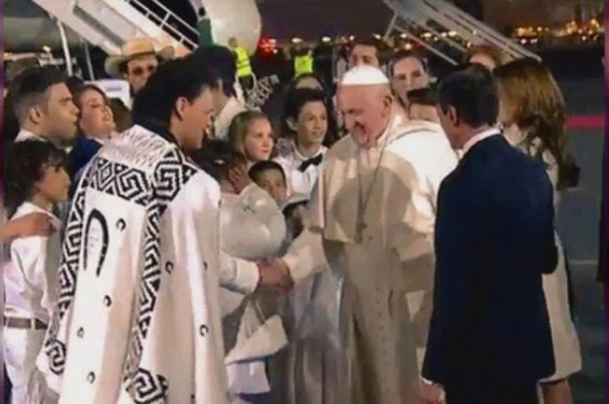 famosos con el papa francisco