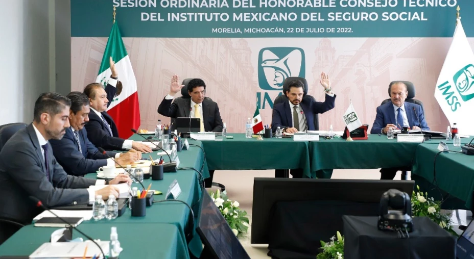 Zoé Robledo IMSS.jpeg