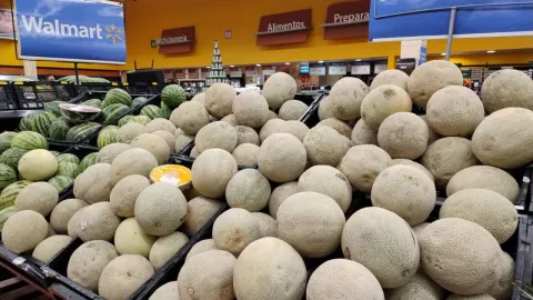 Fruta fresca en el Martes de Frescura de Walmart hoy 21 de enero de 2025
