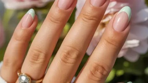 6 dise&ntilde;os de u&ntilde;as verdes pastel que est&aacute;n a la moda en primavera 2026