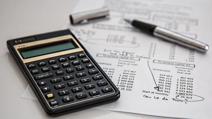 ¿Es posible deberle al SAT sin tener RFC?