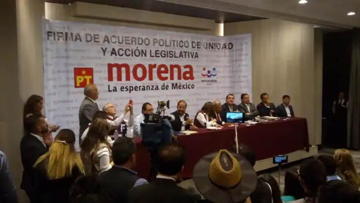 Morena firma