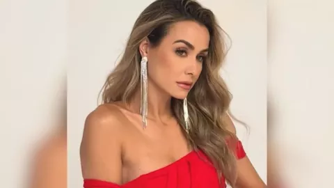 Esposa de Patricio Borghetti rompe en llanto tras la muerte de ser querido.