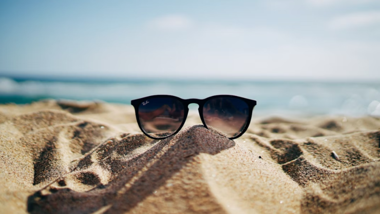 6 trucos inteligentes para proteger tu casa si sales de vacaciones en julio
