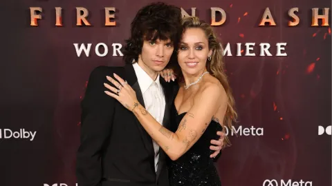 Miley Cyrus y Maxx Morando están comprometidos detalles del anillo, la historia y lo que sabemos del compromiso