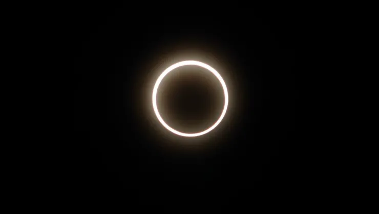 /estilo-de-vida/como-hacer-ritual-ayudara-eclipse-solar-2026