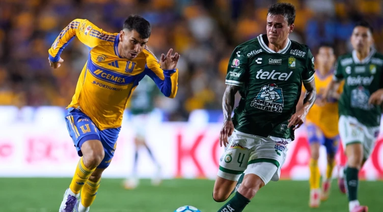 Angel Correa y Nicolás Fonseca