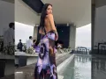 Danna Paola de espaldas.jpg