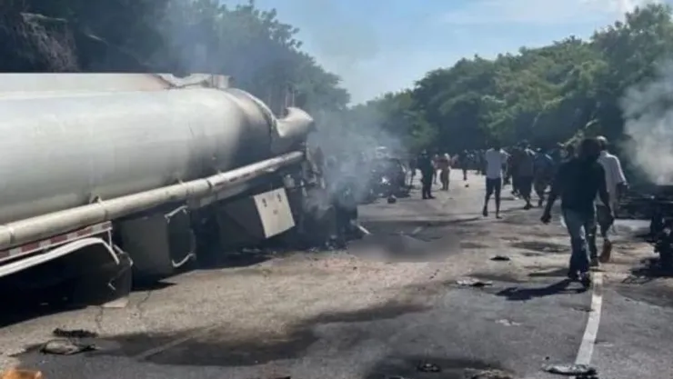 Explosión de pipa